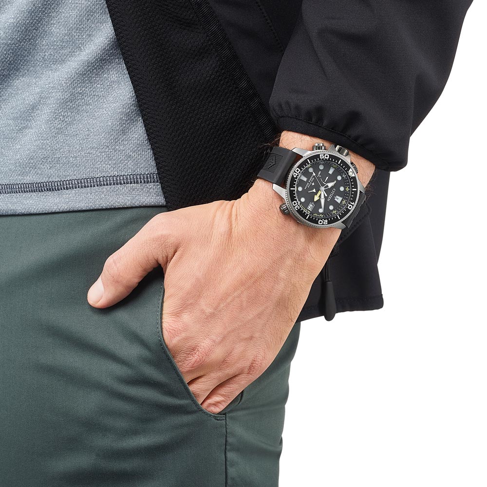 Citizen Eco-Drive BN2036-14E Erkek Kol Saati
