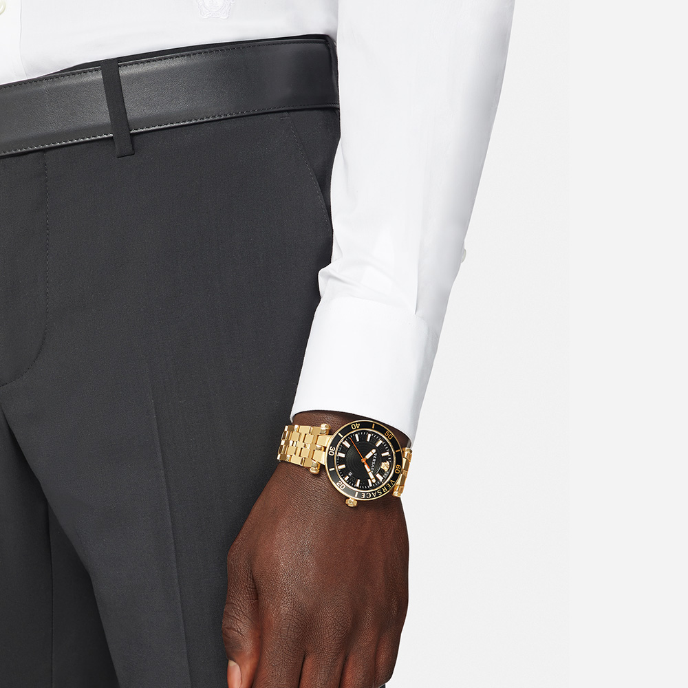 Versace Swiss Made VRSCVEZ300721 Erkek Kol Saati