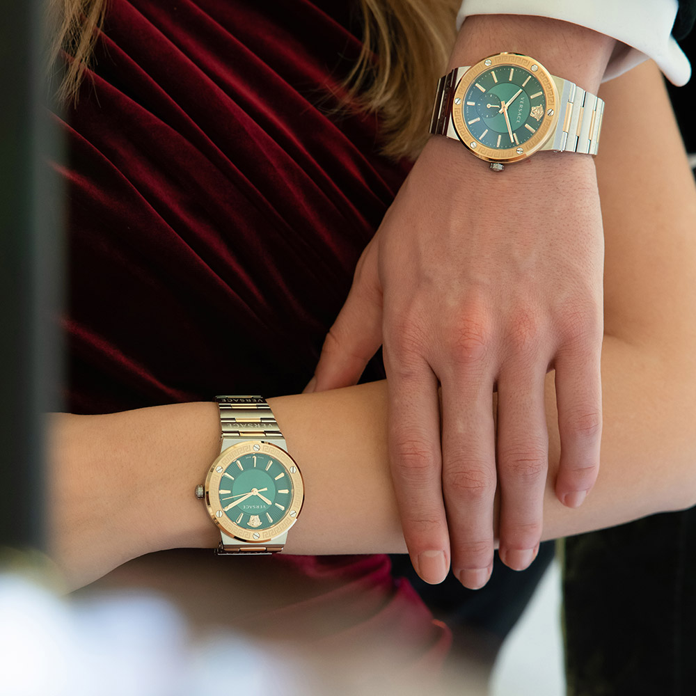 Versace Swiss Made VRSCVEVI00420 Erkek Kol Saati