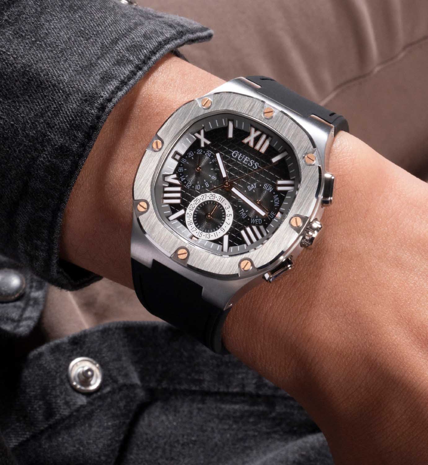 Guess GUGW0571G1 Erkek Kol Saati