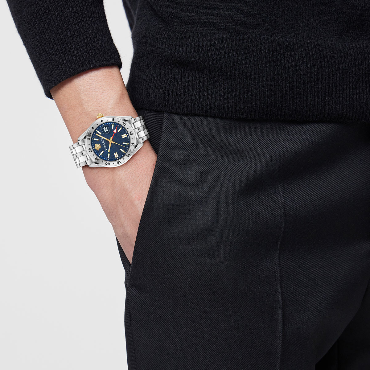 Versace Swiss Made VRSCVE7C00523 Erkek Kol Saati