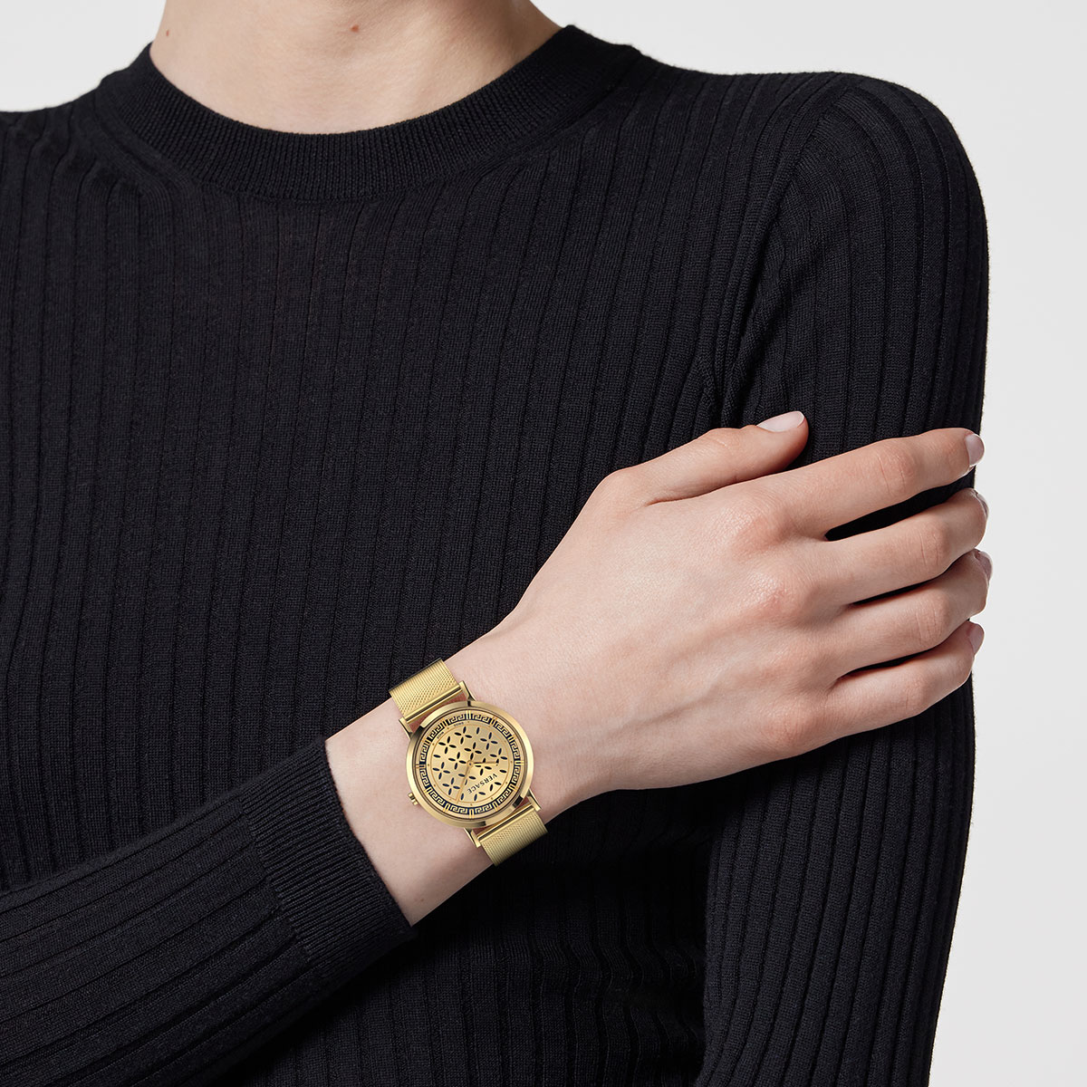 Versace Swiss Made VRSCVE3M01223 Kadın Kol Saati