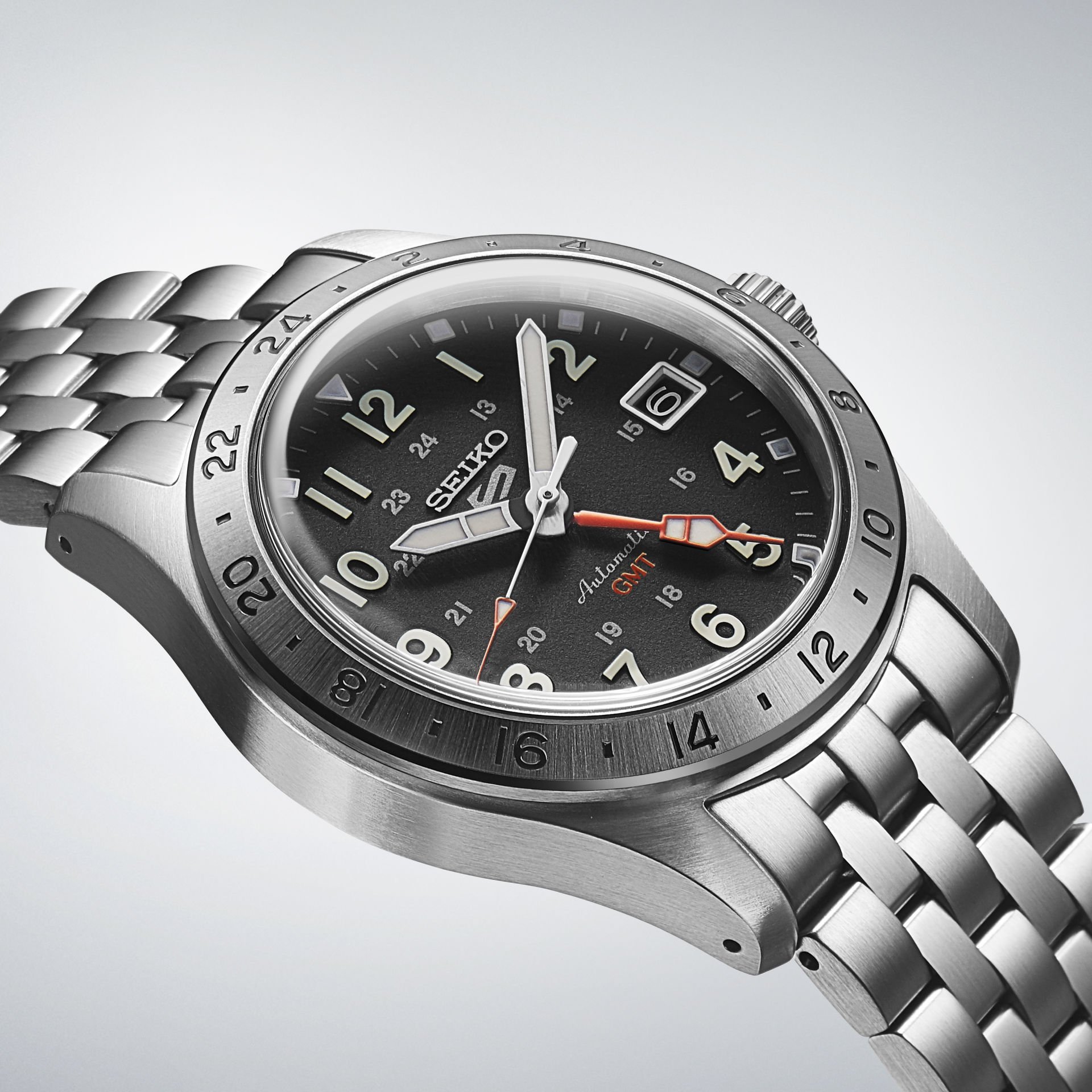 Seiko 5 Sport Automatic Gmt SSK023K Erkek Kol Saati
