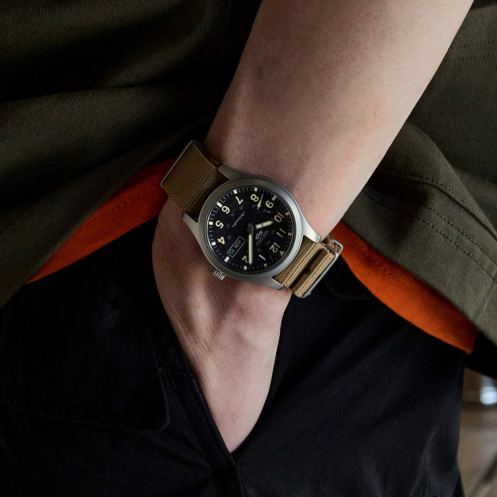 Seiko 5 Sports Automatic SRPG35K Erkek Kol Saati