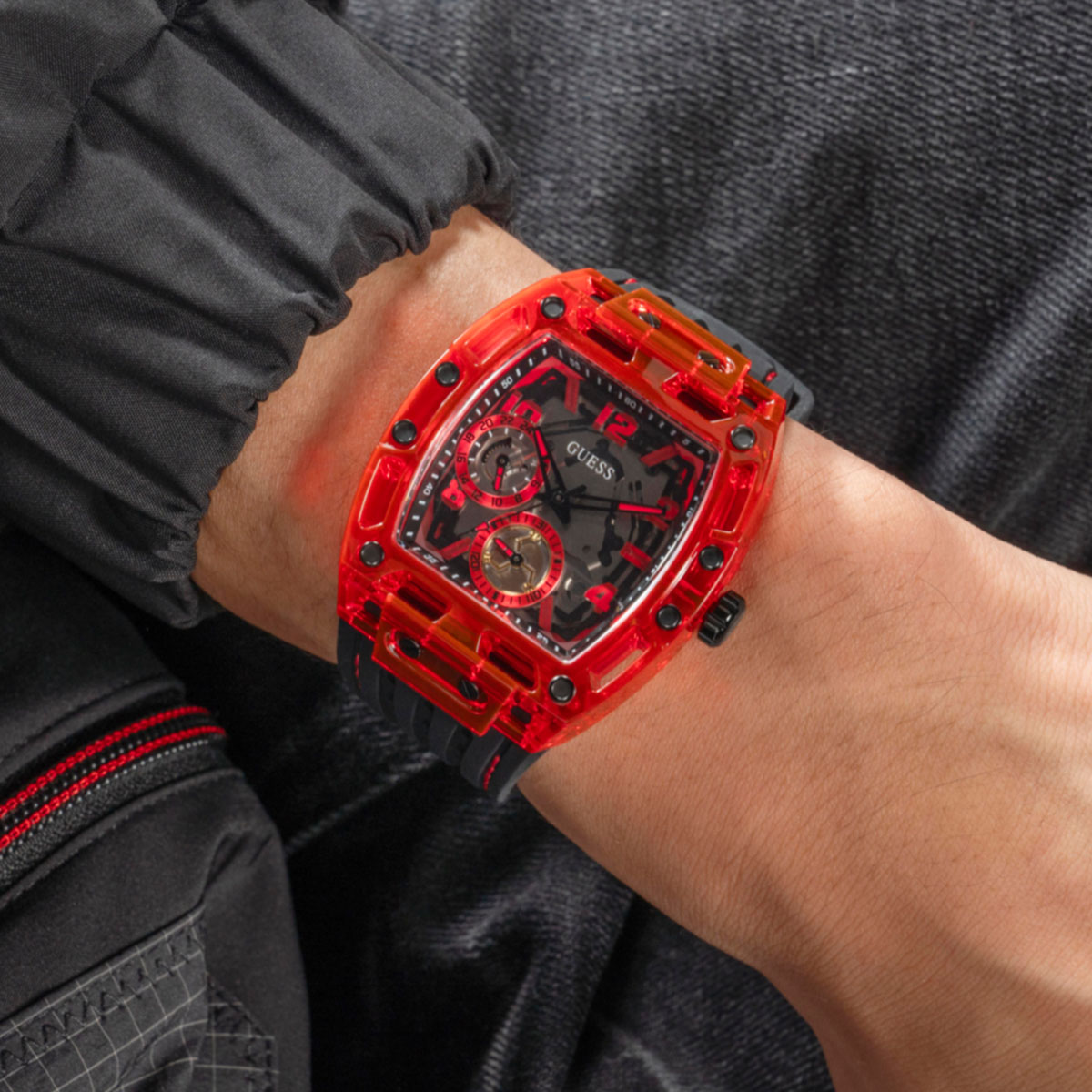 Guess GUGW0499G4 Erkek Kol Saati