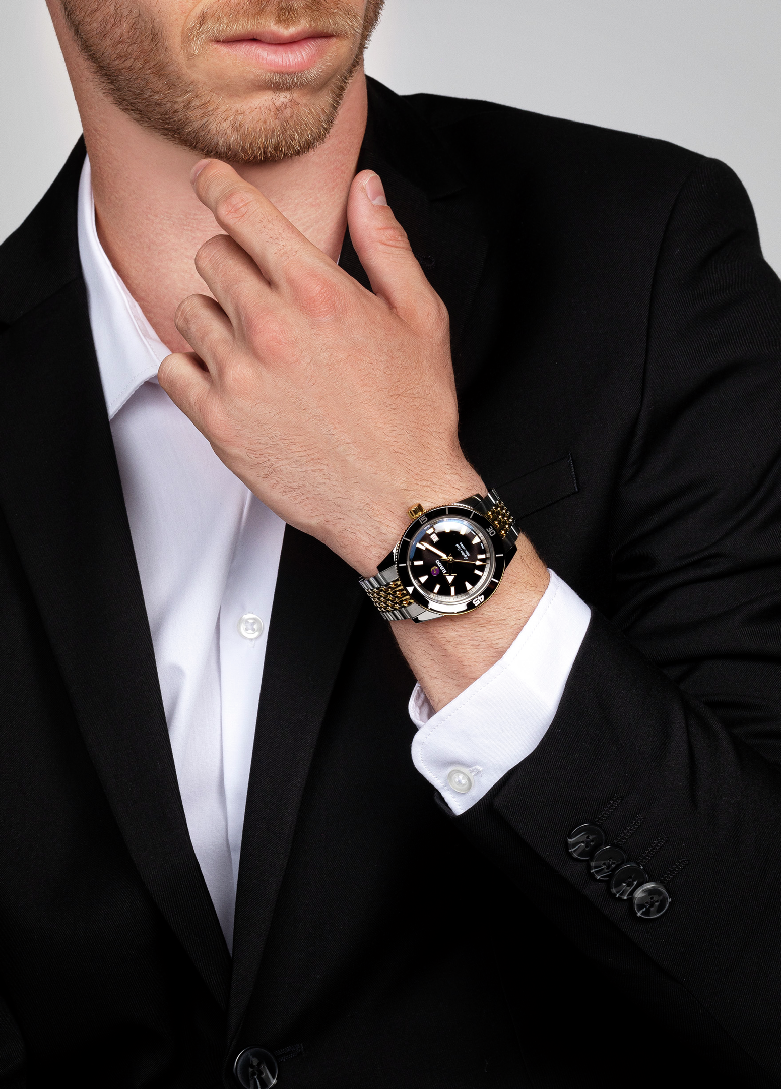 Rado Captain Cook Automatic R32138153 Erkek Kol Saati