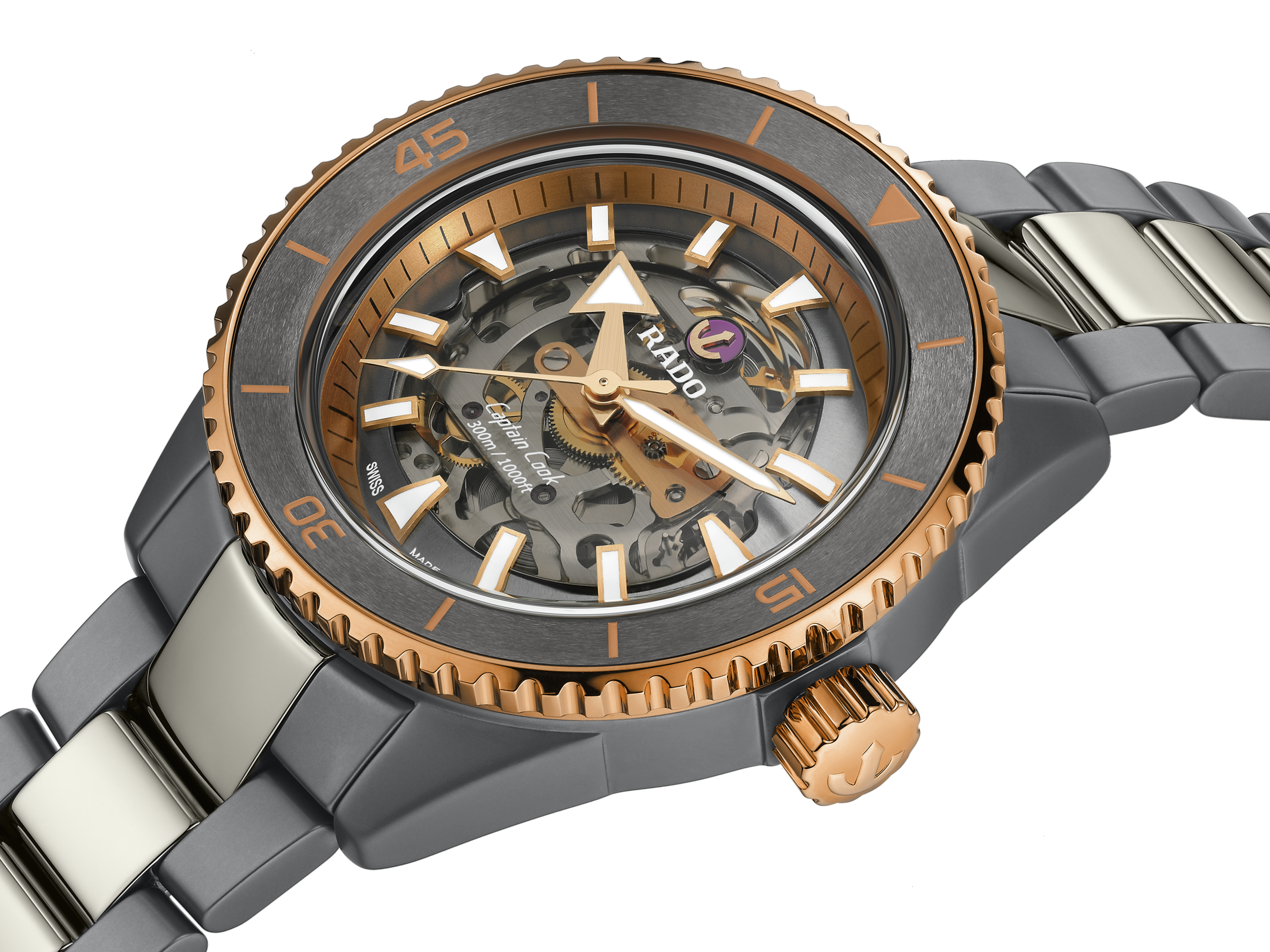 Rado Captain Cook High-Tech Ceramic Skeleton R32148162 Erkek Kol Saati