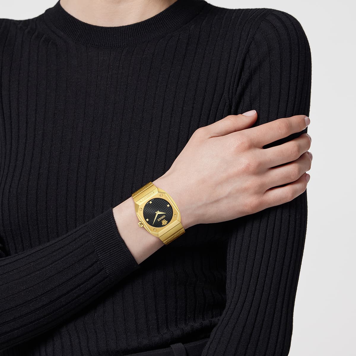 Versace VRSCVE9E00524 Kadın Kol Saati