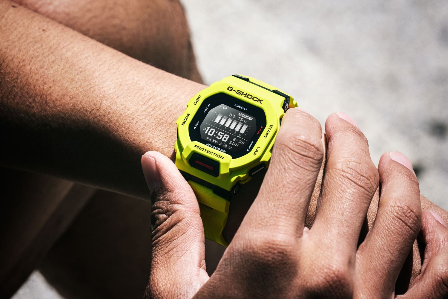 Casio G-SHOCK GBD-200-9DR Bluetooth Kol Saati