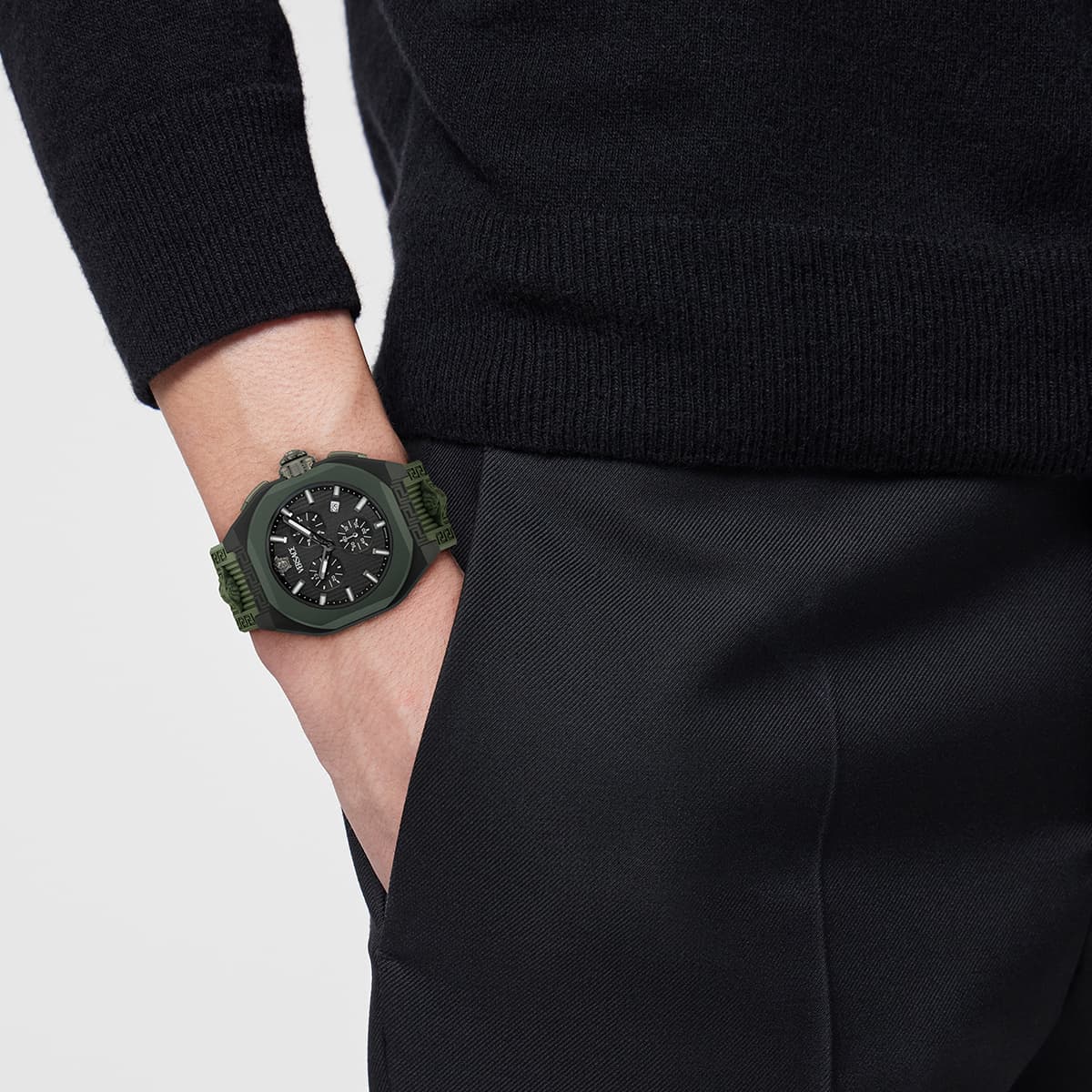 Versace VRSCVE9L00324 Erkek Kol Saati