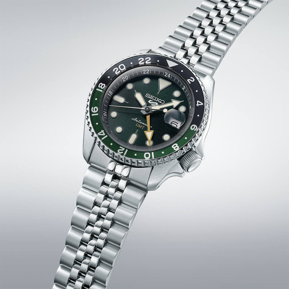 Seiko 5 Sports GMT Automatic SSK035K1 Erkek Kol Saati