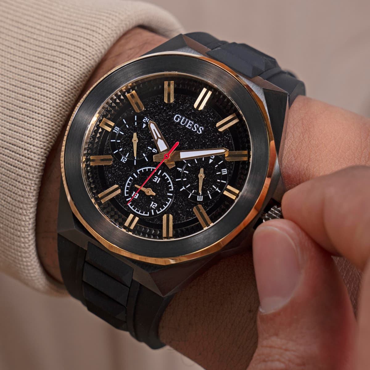 Guess GUGW0799G1 Erkek Kol Saati