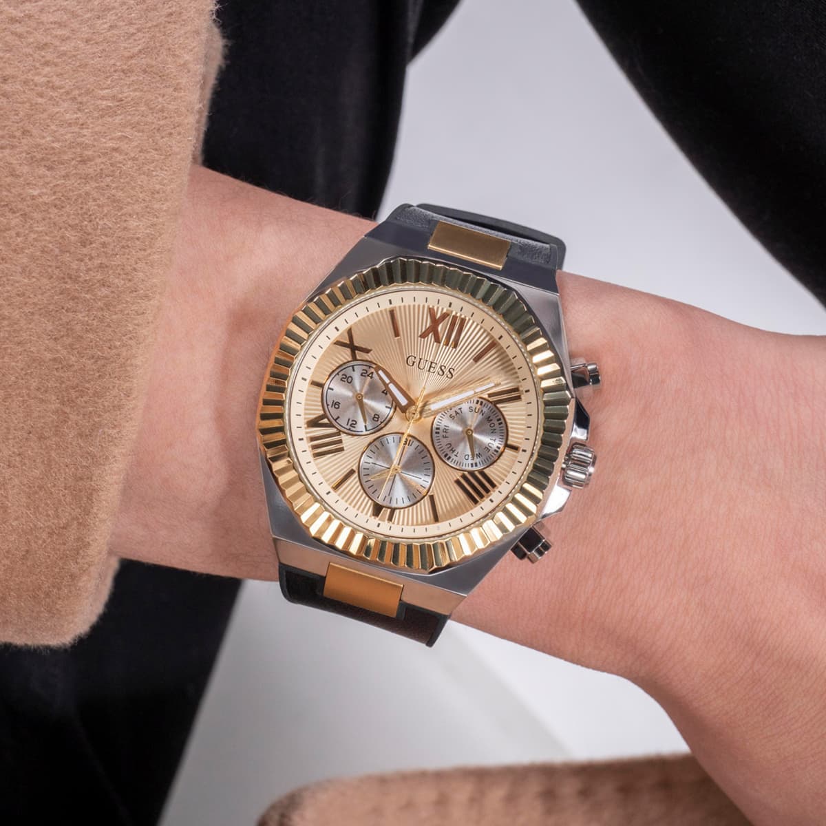 Guess GUGW0791G1 Erkek Kol Saati