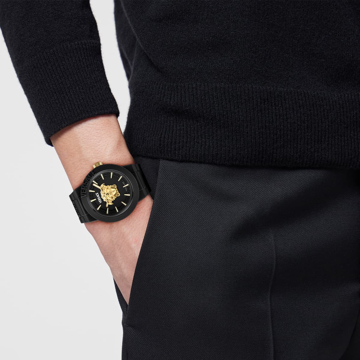 Versace VRSCVEEFA0424 Erkek Kol Saati