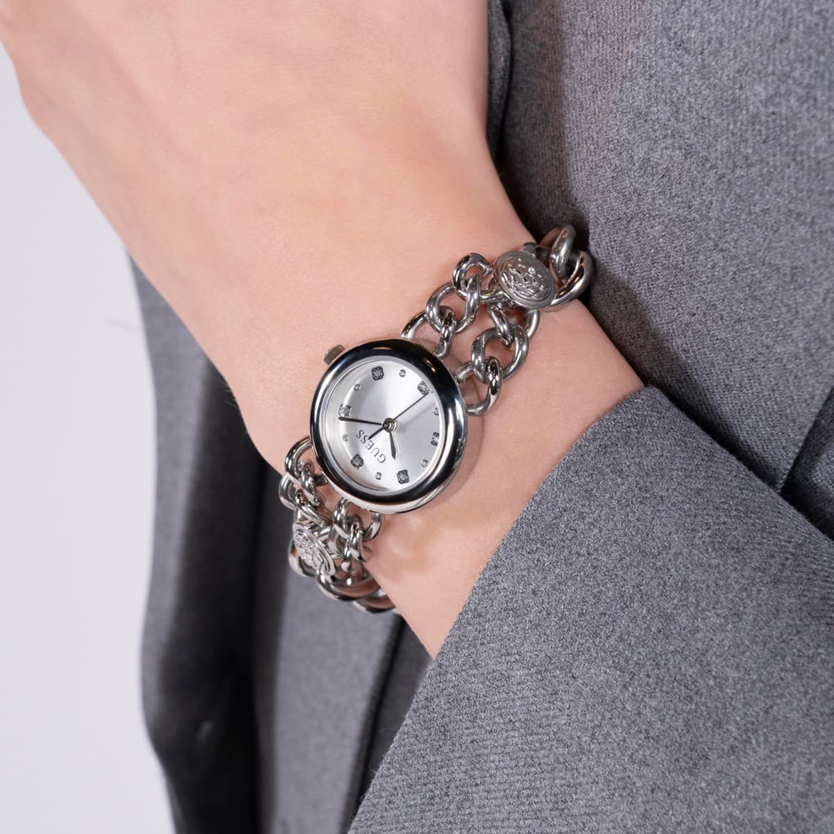 Guess GUGW0758L1 Kadın Kol Saati