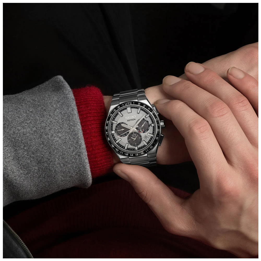 Seiko Astron GPS Solar SSH107J1 Erkek Kol Saati