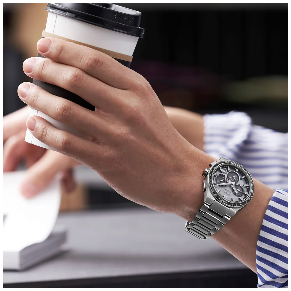 Seiko Astron GPS Solar SSH107J1 Erkek Kol Saati