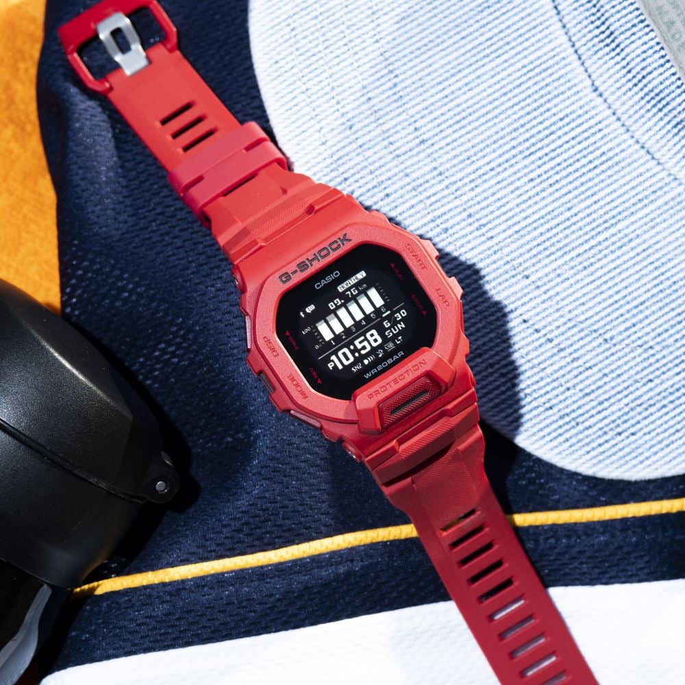 Casio G-SHOCK GBD-200RD-4DR Bluetooth Kol Saati