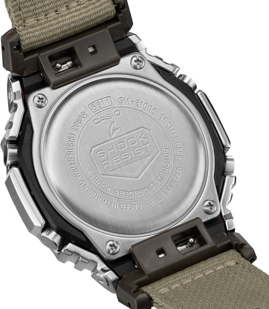 Casio G-SHOCK GM-2100C-5ADR Erkek Kol Saati