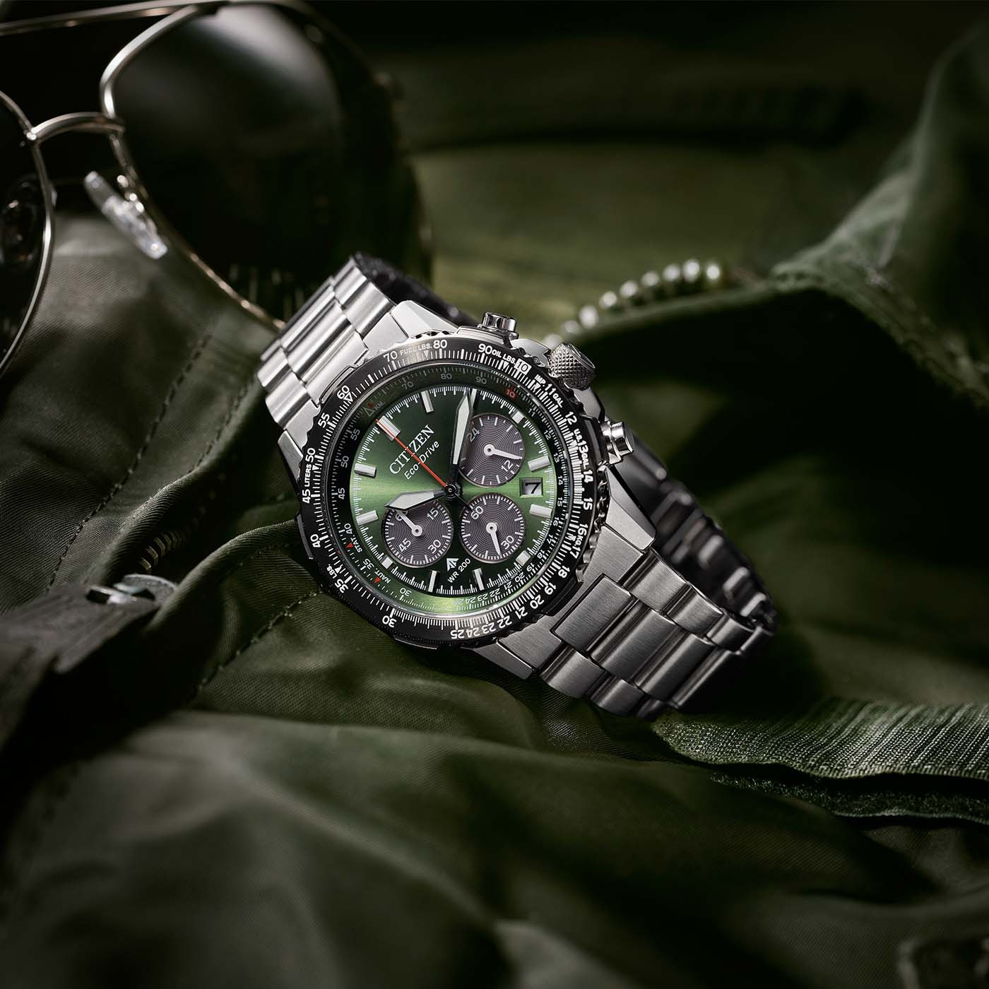 Citizen Eco-Drive CA4664-60W Erkek Kol Saati