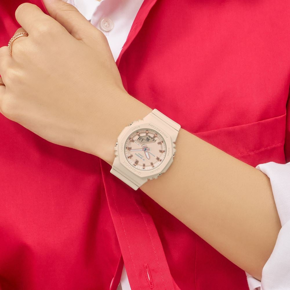Casio G-SHOCK GMA-P2100M-4ADR Kadın Kol Saati