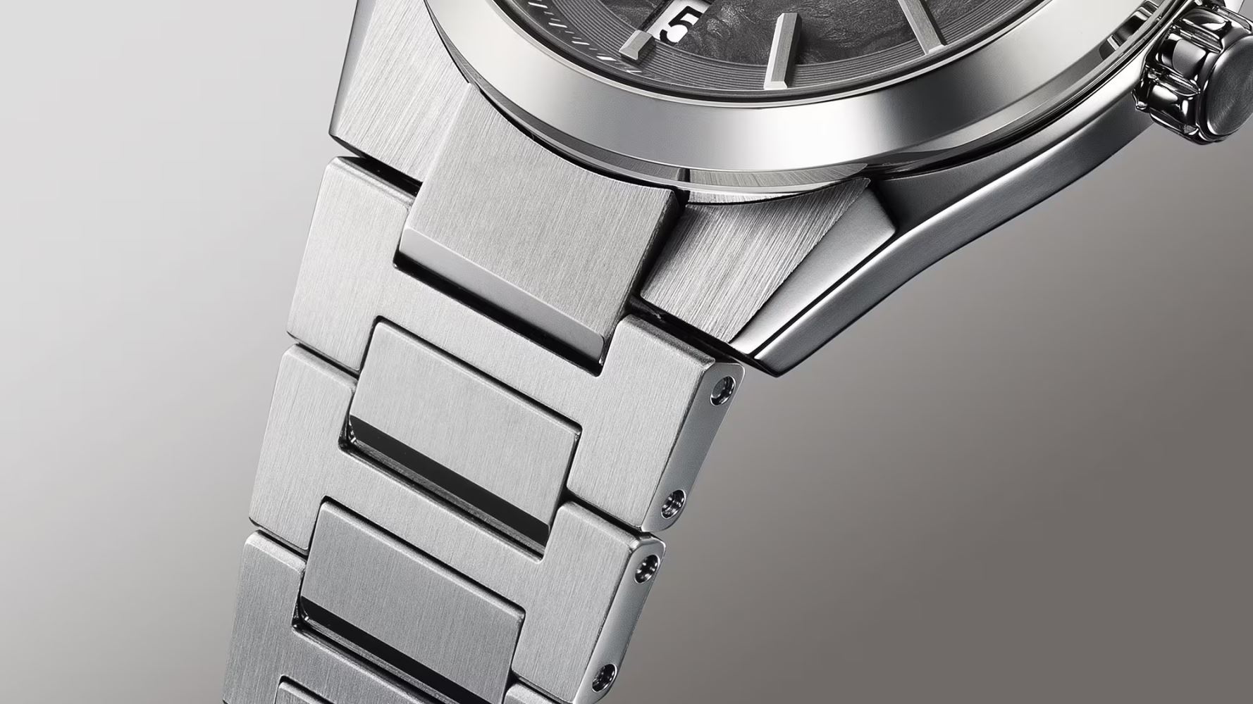 Casio Edifice Automatic EFK-100CD-1ADR Erkek Kol Saati