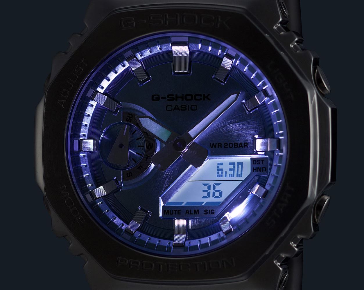 Casio G-SHOCK GM-2110D-8ADR Erkek Kol Saati