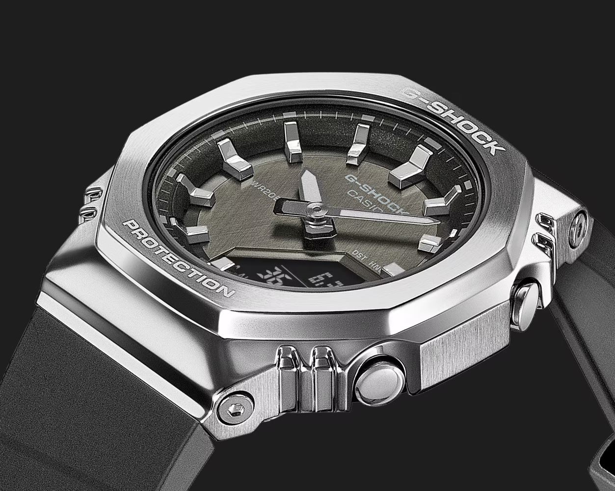 Casio G-SHOCK GM-S2110-1A7DR Kadın Kol Saati
