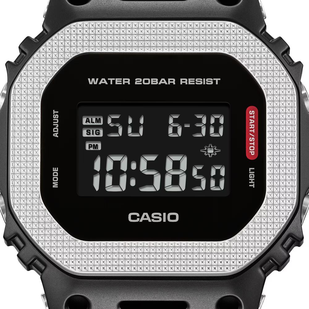 Casio G-SHOCK GM-5600BM-1DR Erkek Kol Saati
