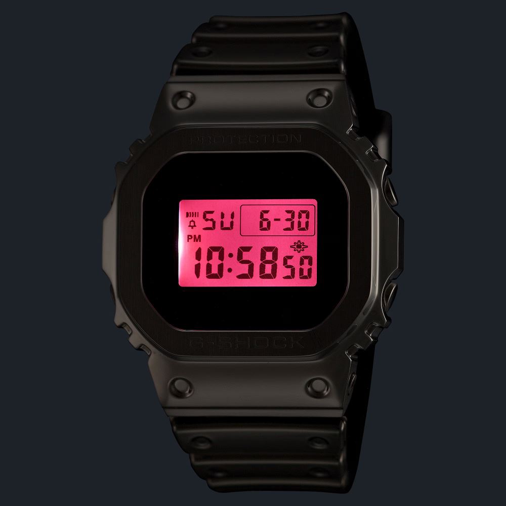 Casio G-SHOCK GM-5600YRA-8DR Erkek Kol Saati