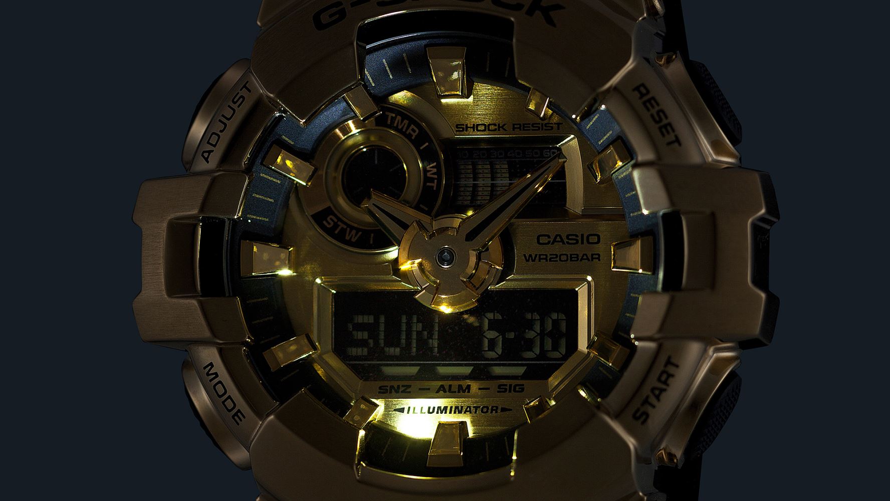 Casio G-SHOCK GM-700G-9ADR Erkek Kol Saati