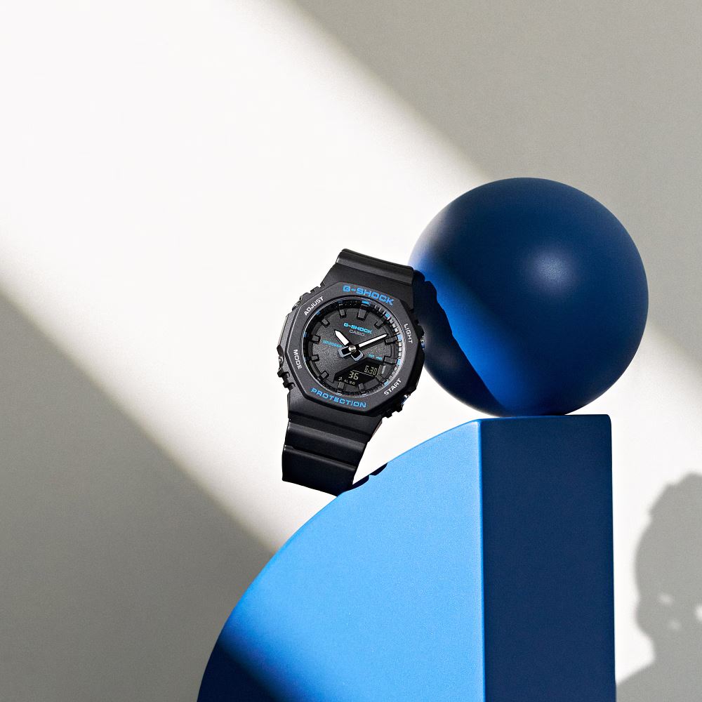 Casio G-SHOCK GMA-P2100BA-1ADR Kadın Kol Saati