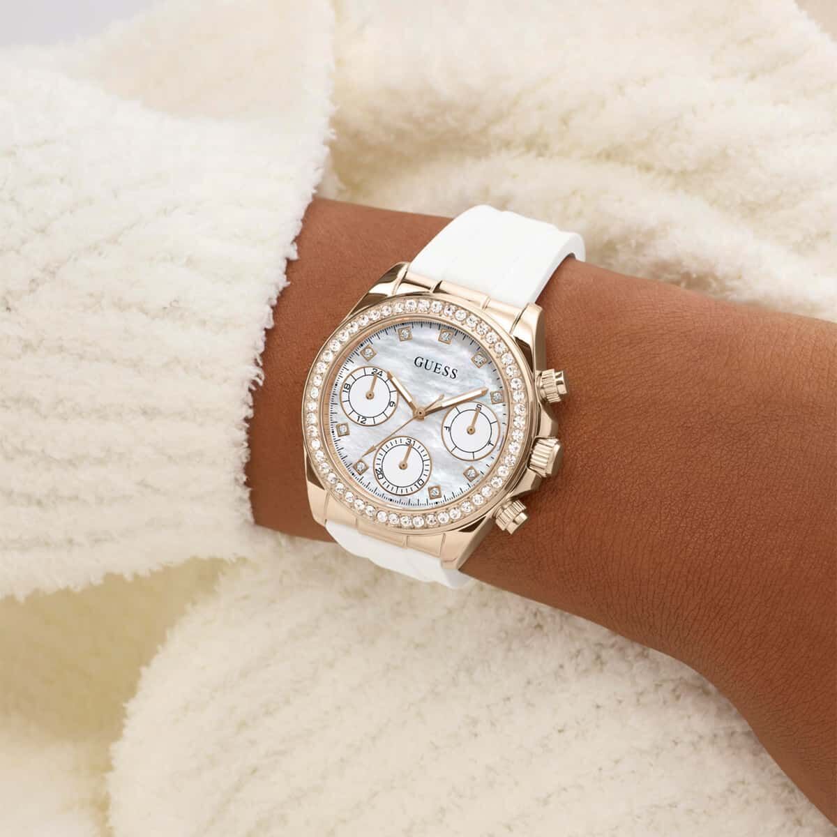 Guess GUGW1038L4 Kadın Saati