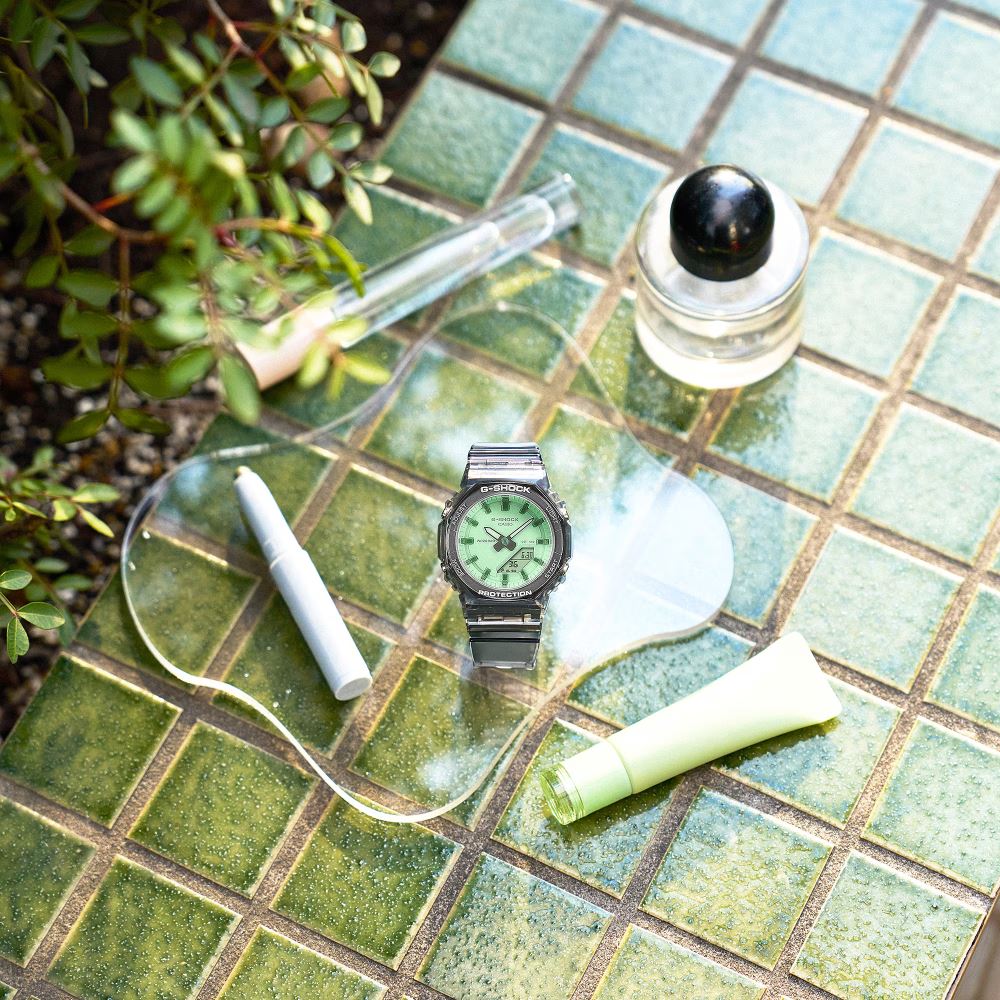 Casio G-SHOCK GMA-P2100SR-1ADR Kadın Kol Saati