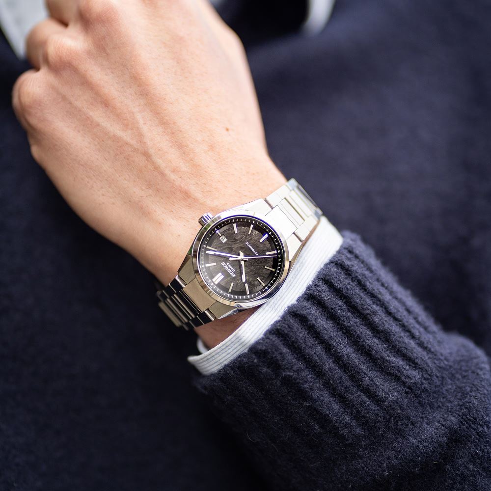 Casio Edifice Automatic EFK-110D-1ADR Erkek Kol Saati