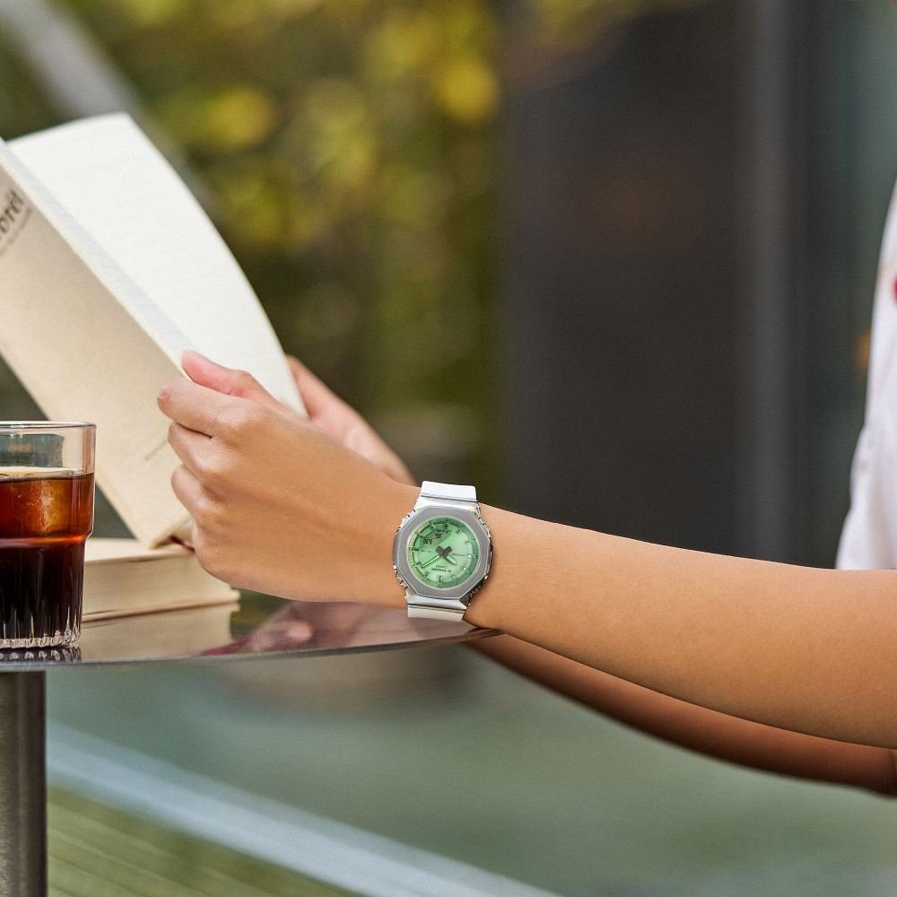 Casio G-SHOCK GM-S2110SR-7ADR Kadın Kol Saati
