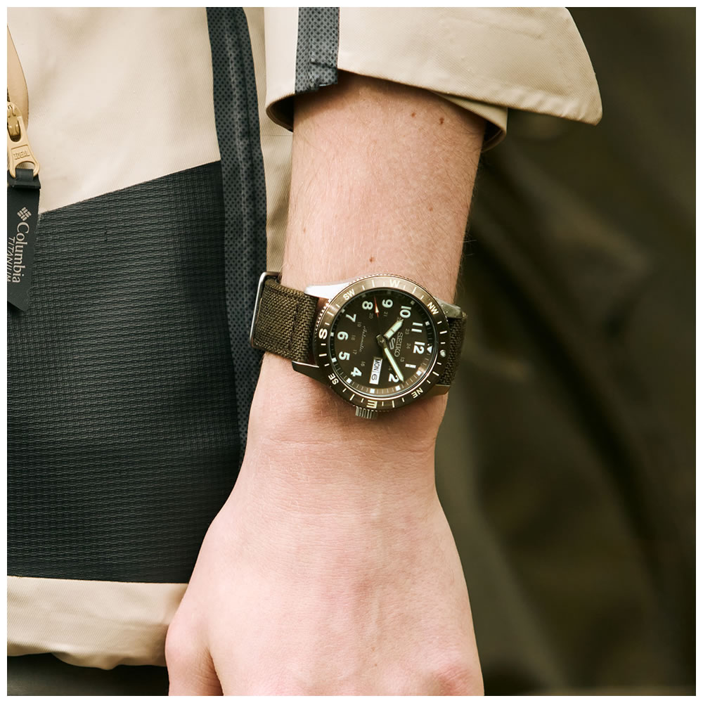 Seiko 5 Sports Automatic Field HDB009K1 Erkek Kol Saati