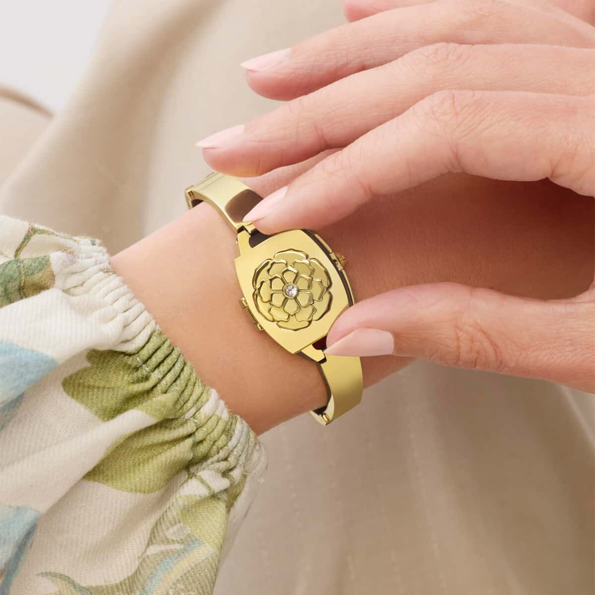 Guess GUGW1043L2 Kadın Kol Saati