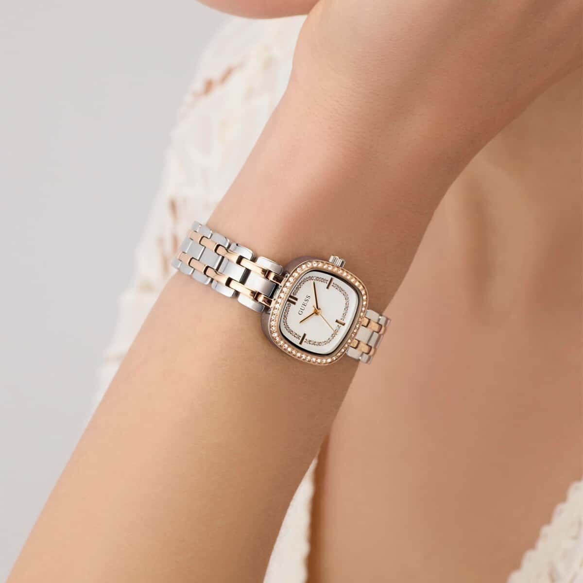 Guess GUGW1018L5 Kadın Kol Saati