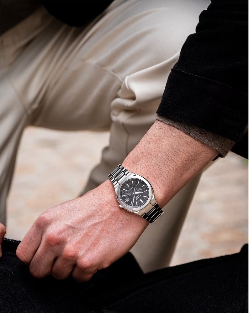 Casio Edifice Automatic EFK-200CD-1ADR Erkek Kol Saati